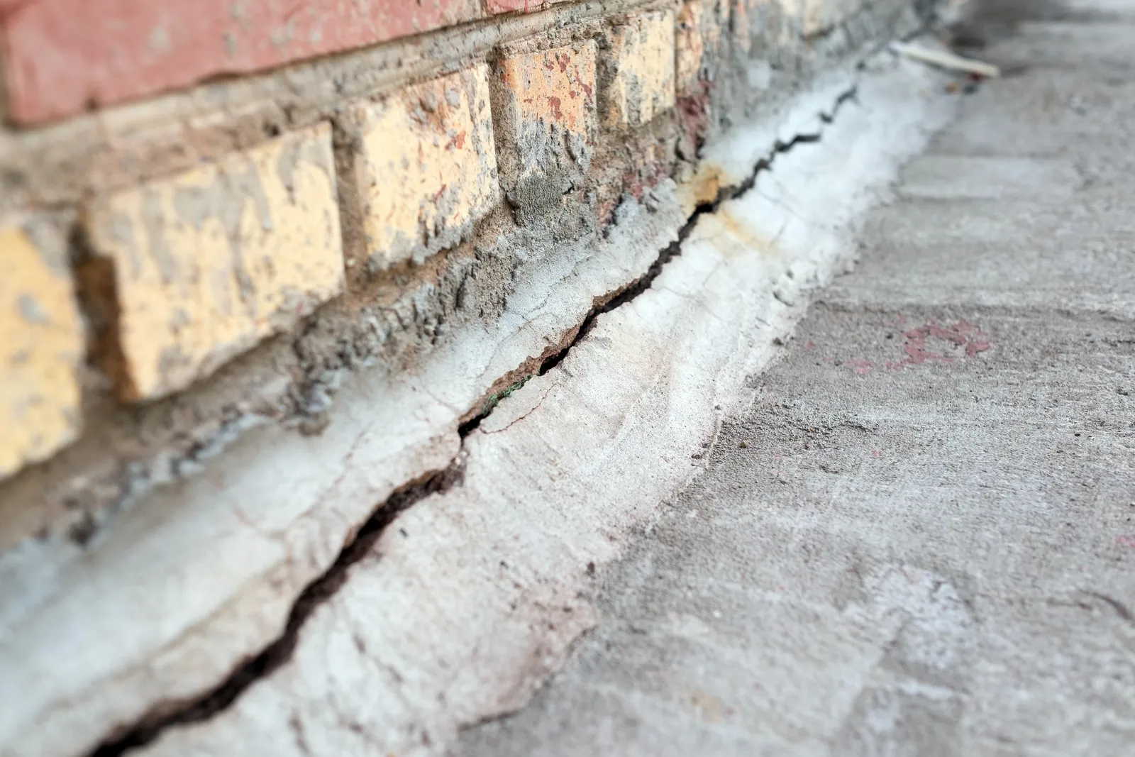 Radon i Västerås: radonmätning vid markradon i praktiken